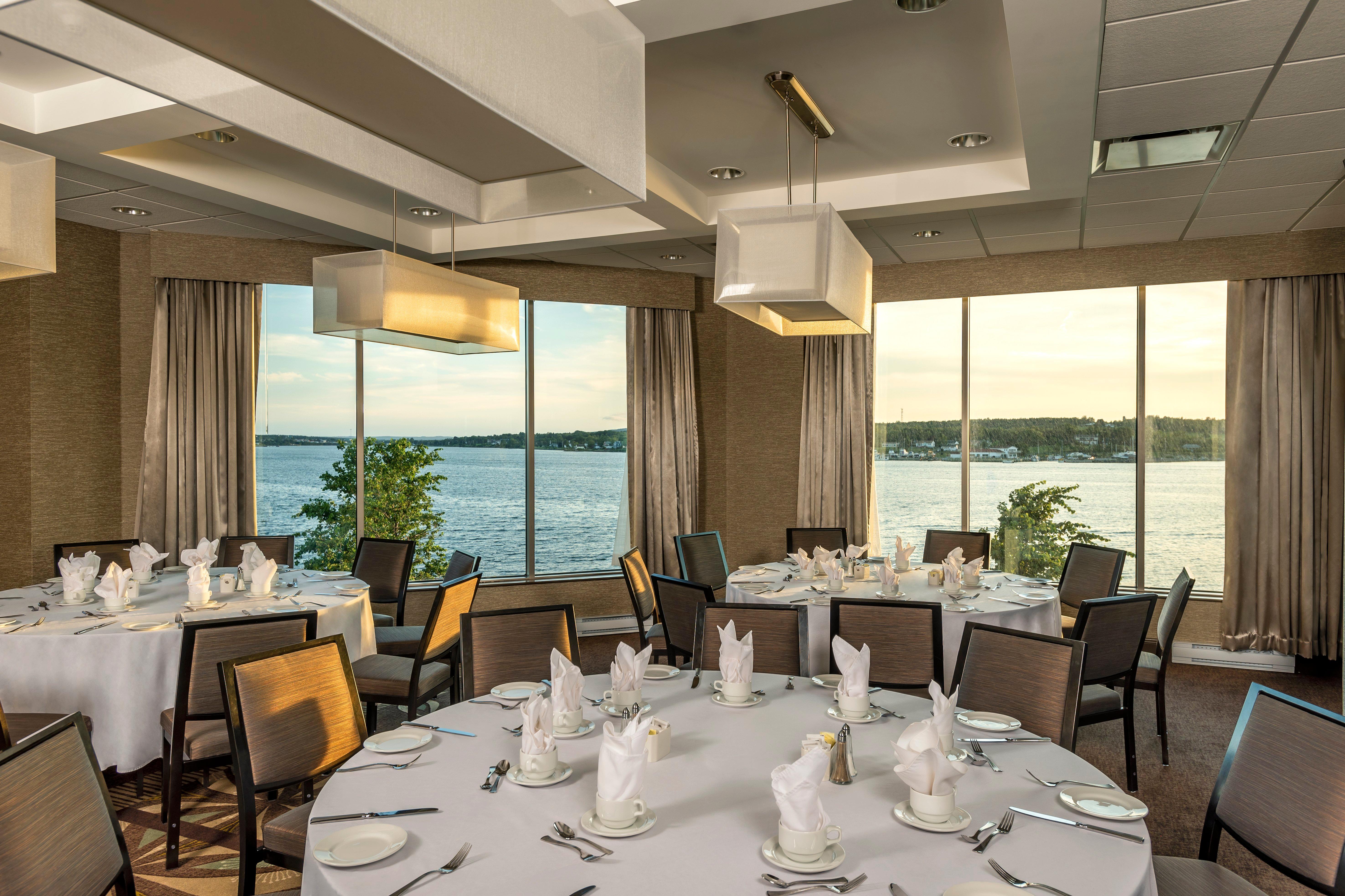 Holiday Inn Sydney - Waterfront By Ihg Buitenkant foto
